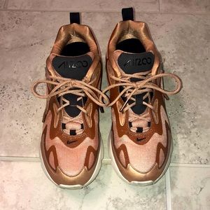 Nike Air Max 200 Sneakers